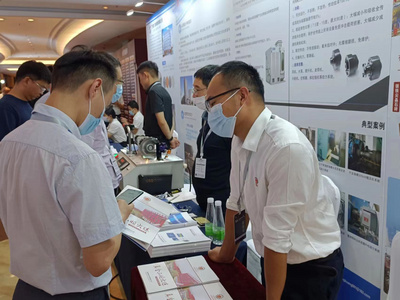 現場客戶展臺咨詢1